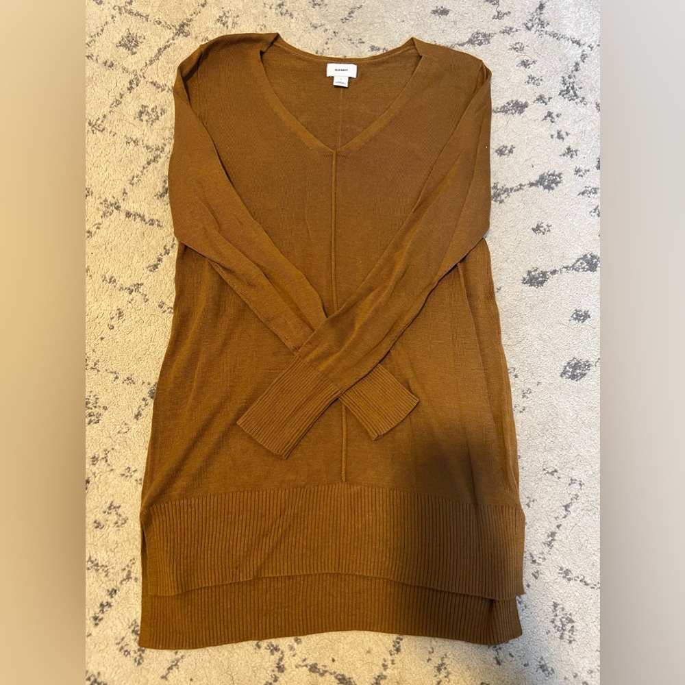 Womens v-neck sweater